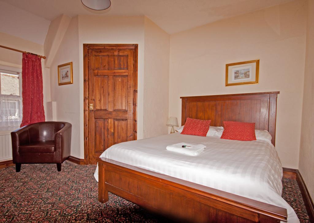 The White Hart Hotel Menheniot 객실 사진